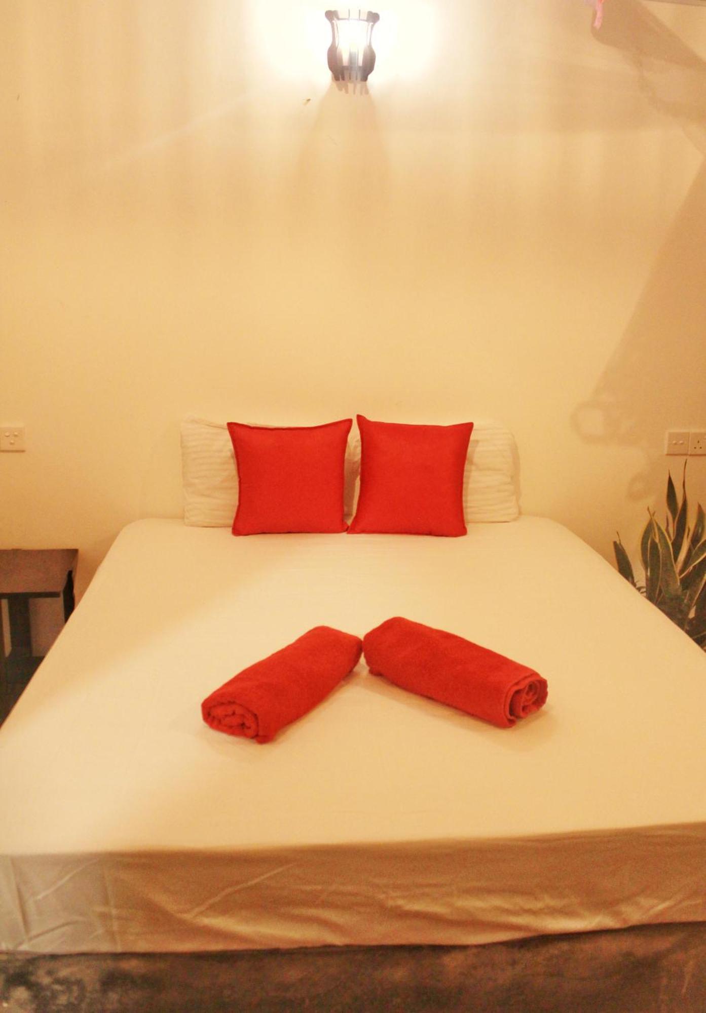 Linu Homestay Dikwella Bagian luar foto