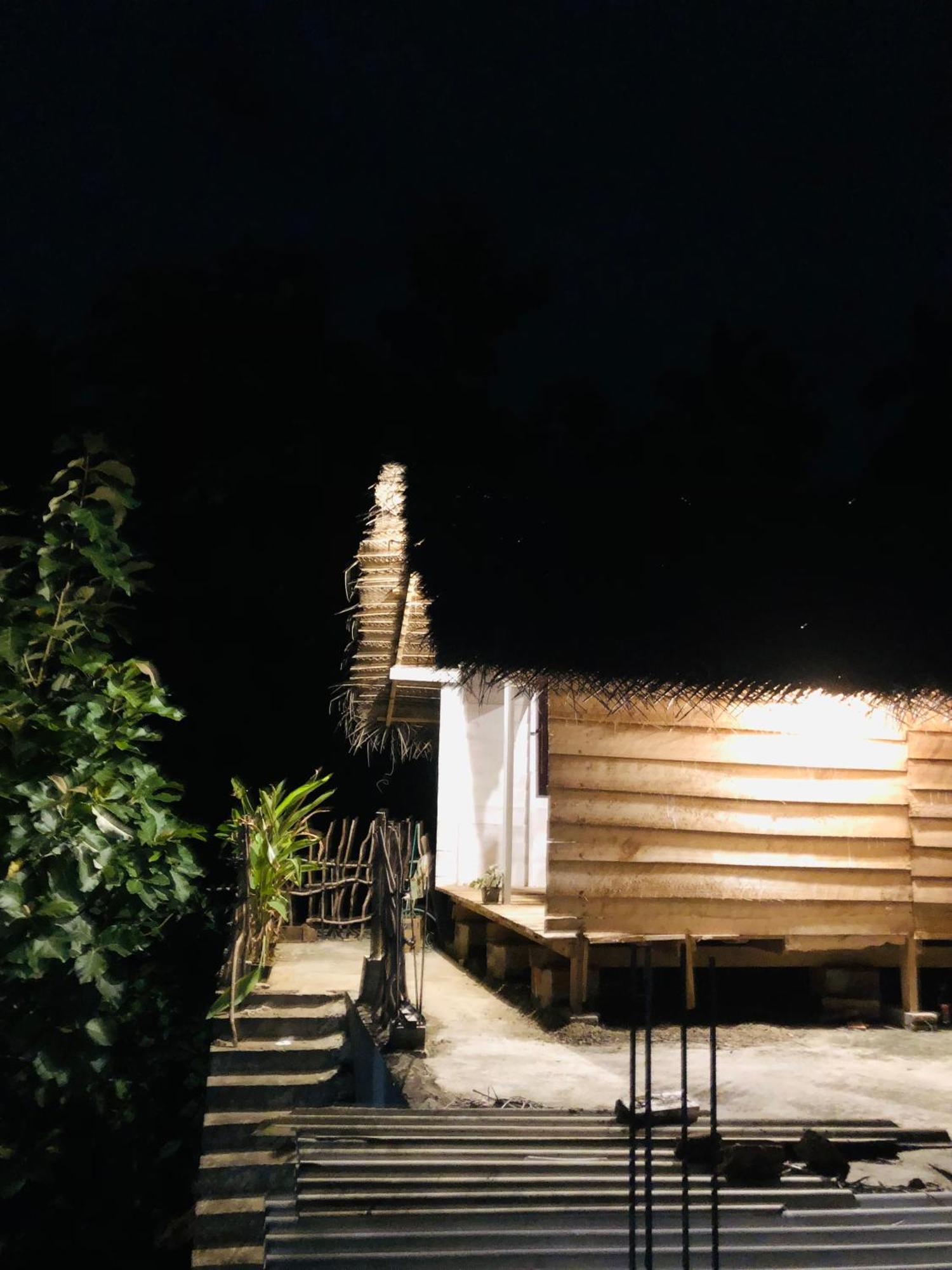 Linu Homestay Dikwella Bagian luar foto